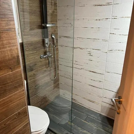 33 Apartment *